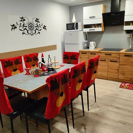 Apartman Przy Wyciagu Z Jacuzzi Bukowina Tatrzańska