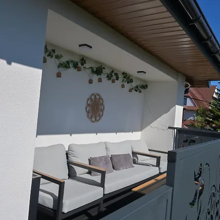 Przy Wyciagu Z Jacuzzi Apartman *
